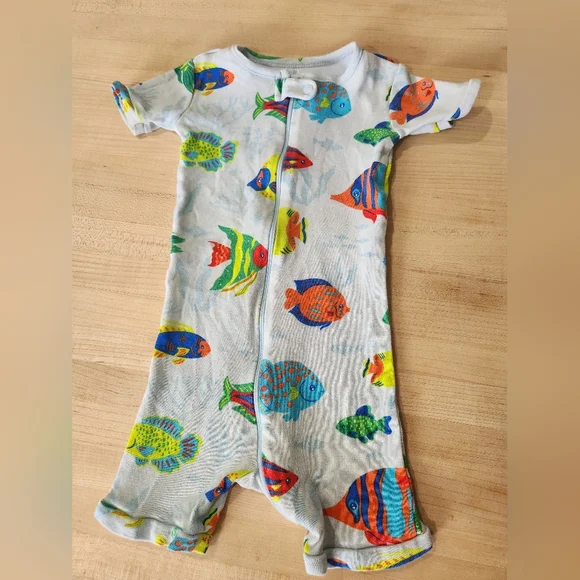 2T Shorties 1 Piece Beach Pajamas - Picture 4 of 8